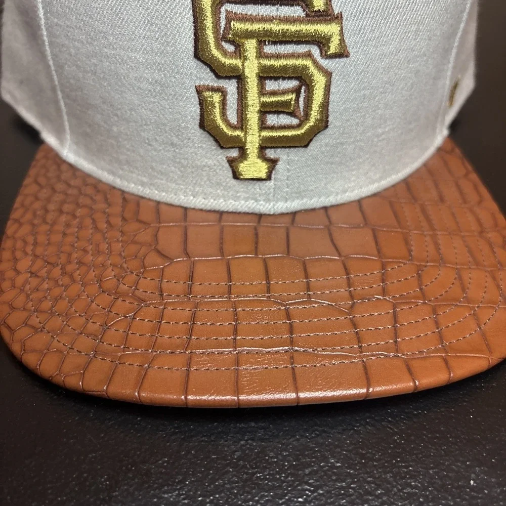 MLB‎ San Francisco Giants Baseball Hat '47 Brand Adjustable Cap strap back - NEW